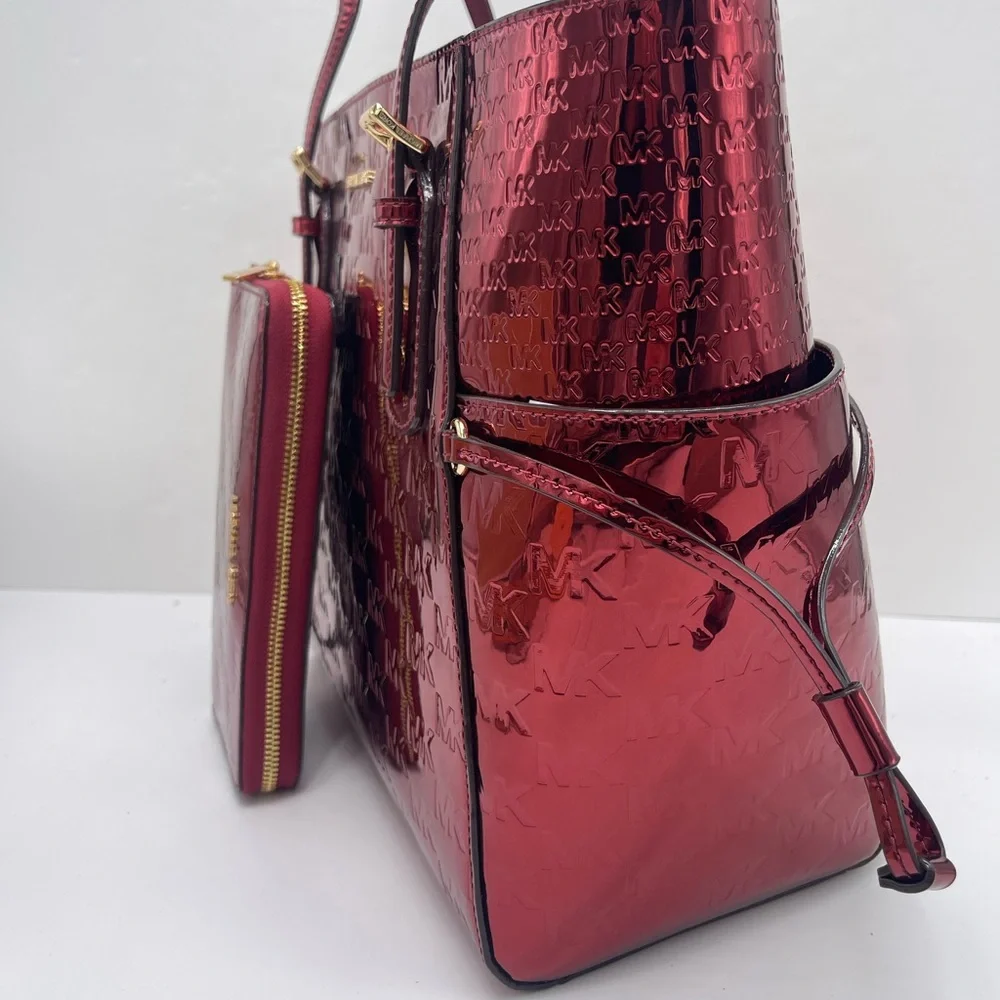 MICHAEL KORS Voyager Lg Metallic Logo Debossed EW  Tote & Jet Set Lg Logo Wallet - Picture 6 of 16